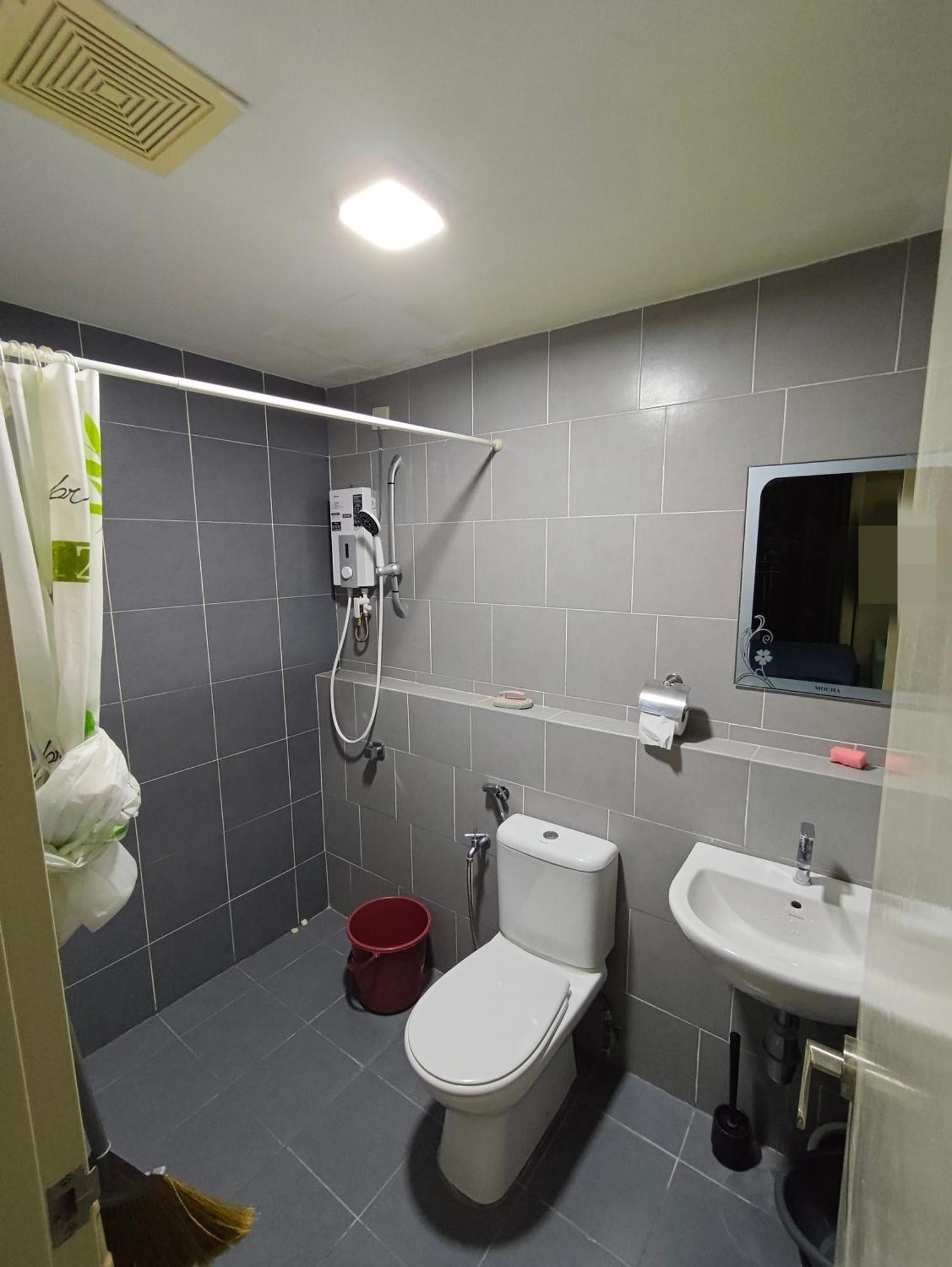 Flexis Studio 1, Free 600Mbps Wifi, One South Serdang, Lakeview, Mrt Serdang Raya Utara, Apu, Upm, South City Plaza เซอรีเคมบางัน ภายนอก รูปภาพ